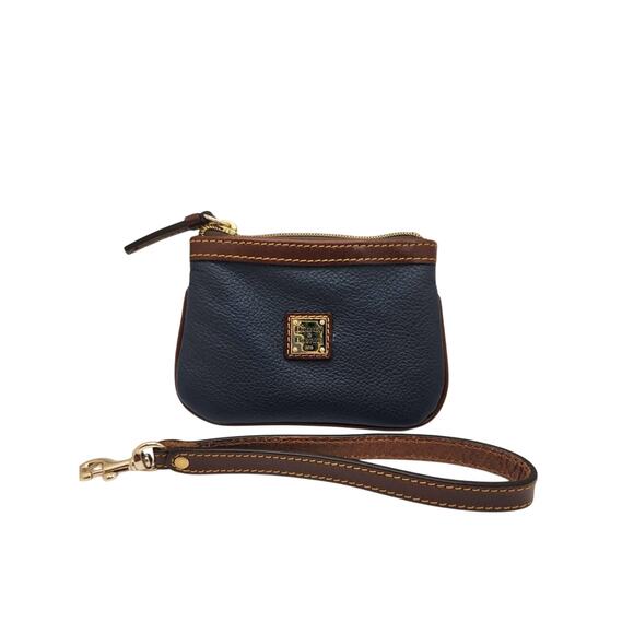 New Dooney and Bourke Navy Wristlet - Picture 11 of 11
